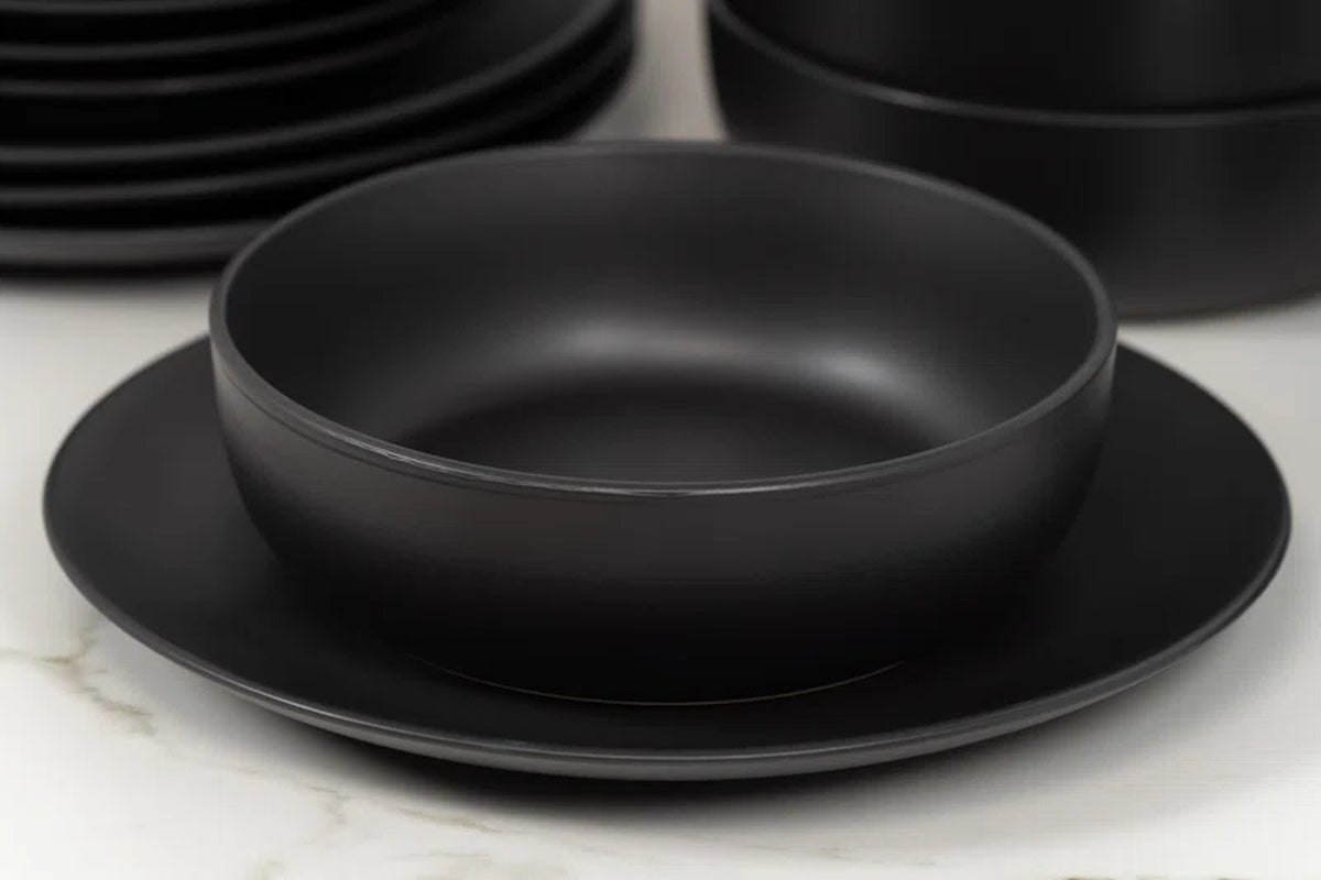 Wazee Matte 16 Piece Dinnerware Set, Service for 4