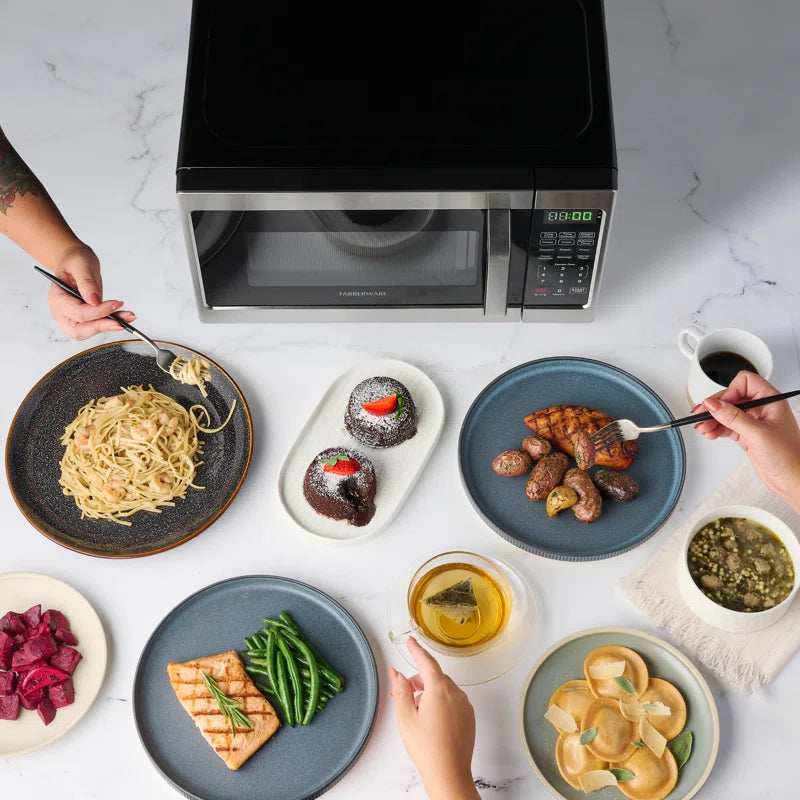 Compact Countertop Microwave Oven, 0.7 Cu. Ft. 700-Watt, Child Lock, Easy Clean Interior